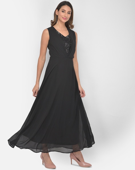 Buy Latin Quarters Women Black Solid Maxi Dress - Dresses for Women 7735947  | Myntra