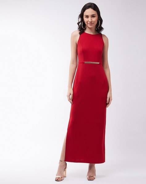 Cherry Red Gown – Narayani Adukia