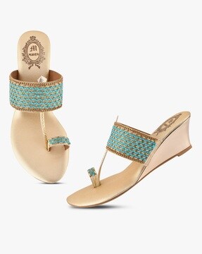 sandals for girls myntra