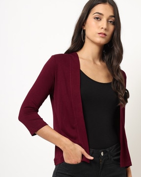 Maroon deals long shrug