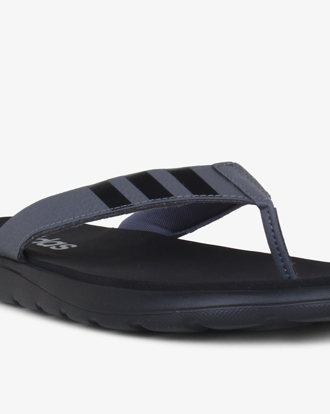 Buy Black Flip & Slippers for Men Online | Ajio.com