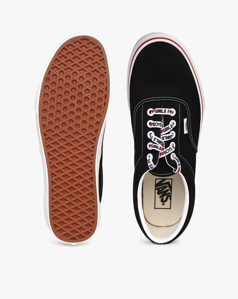 vans era lace up