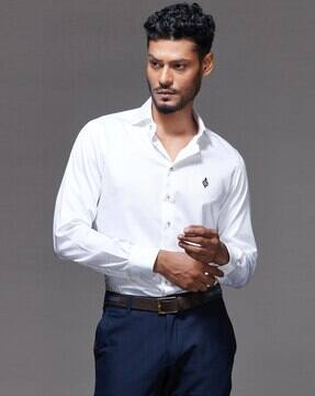 Nikhil Solid Slim Fit Shirt 
