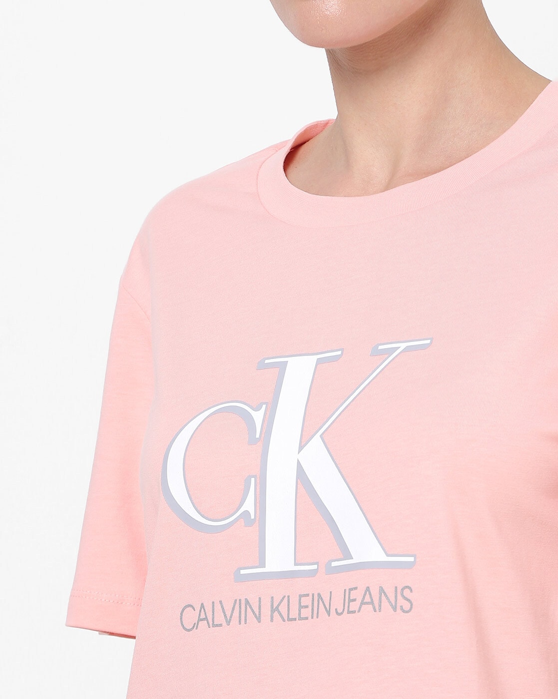 Buy Pink Tshirts for Women by Calvin Klein Jeans Online | Rundhalsshirts