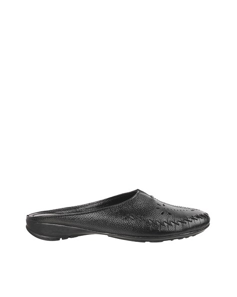 Buy Black Flat Shoes for Women by Mochi Online