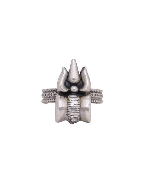 Lord Shiva This Trishul Damru Ring! No words can define the idea behind  such designs . 92.5… | Antique silver jewelry, Silver jewelry pendant, Fine silver  jewelry