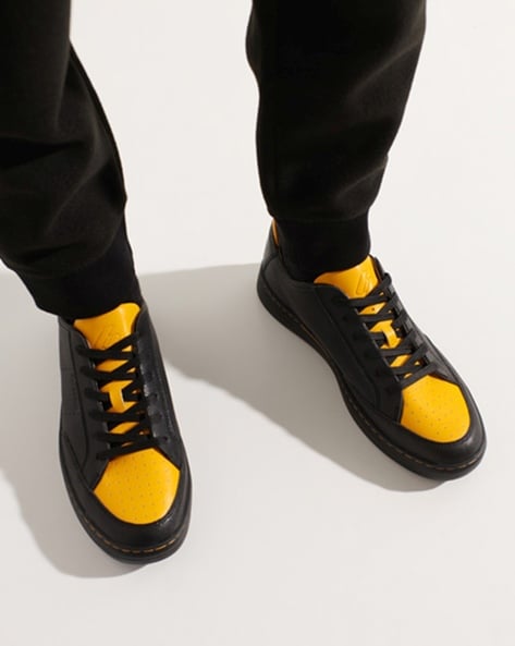 Mens black and store yellow trainers