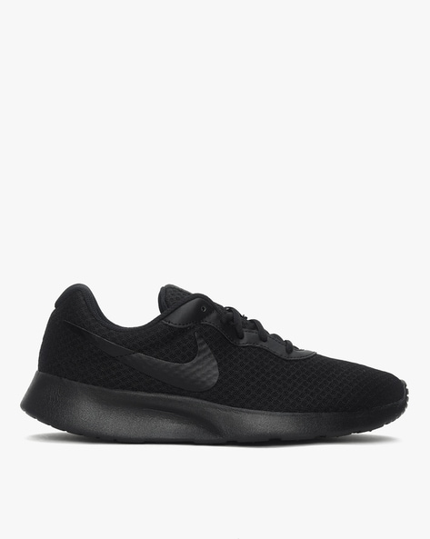 Black nike shoes with best sale white sole