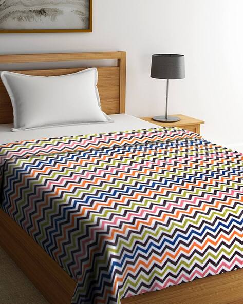 Buy Multicoloured Blankets, Dohars & Quilts for Home & Kitchen by PORTICO  Online