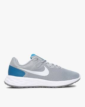 revolution 5 panelled running shoes