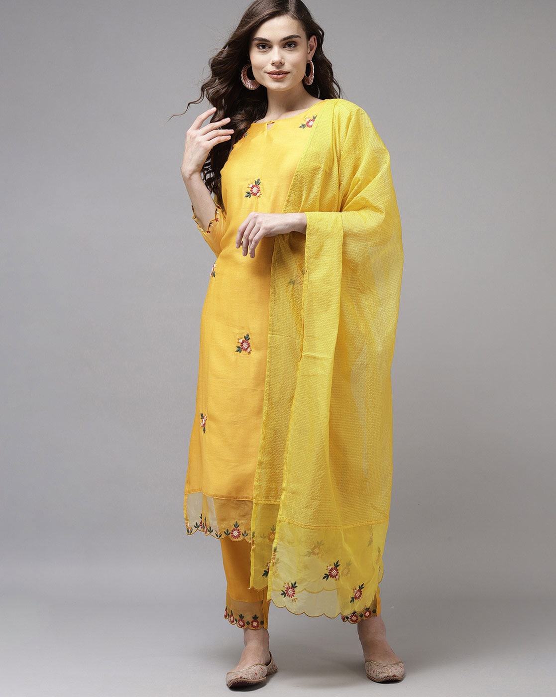 ajio yellow kurta set