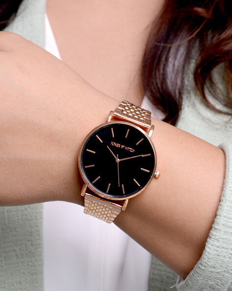 Black chain outlet ladies watch