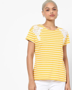 Formode Indien Slutning Buy Mustard Yellow Tshirts for Women by Fig Online | Ajio.com