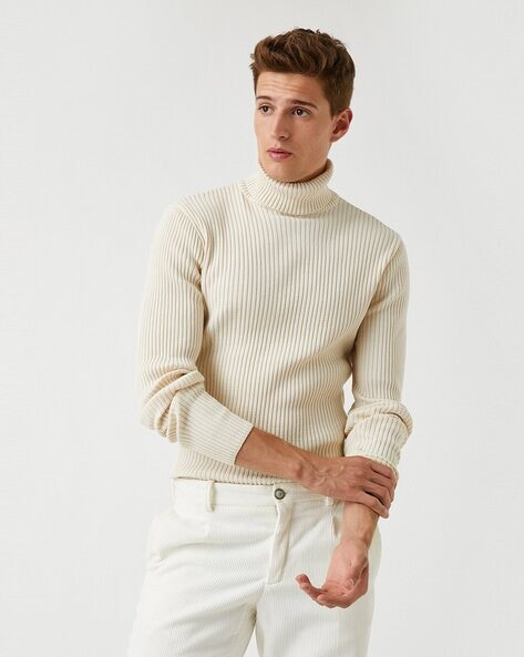 Ribbed Slim Fit Turtle-Neck Pullover