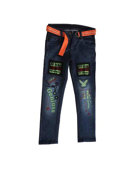 New Blue jeans trouser and tag 22445185 Stock Photo at Vecteezy