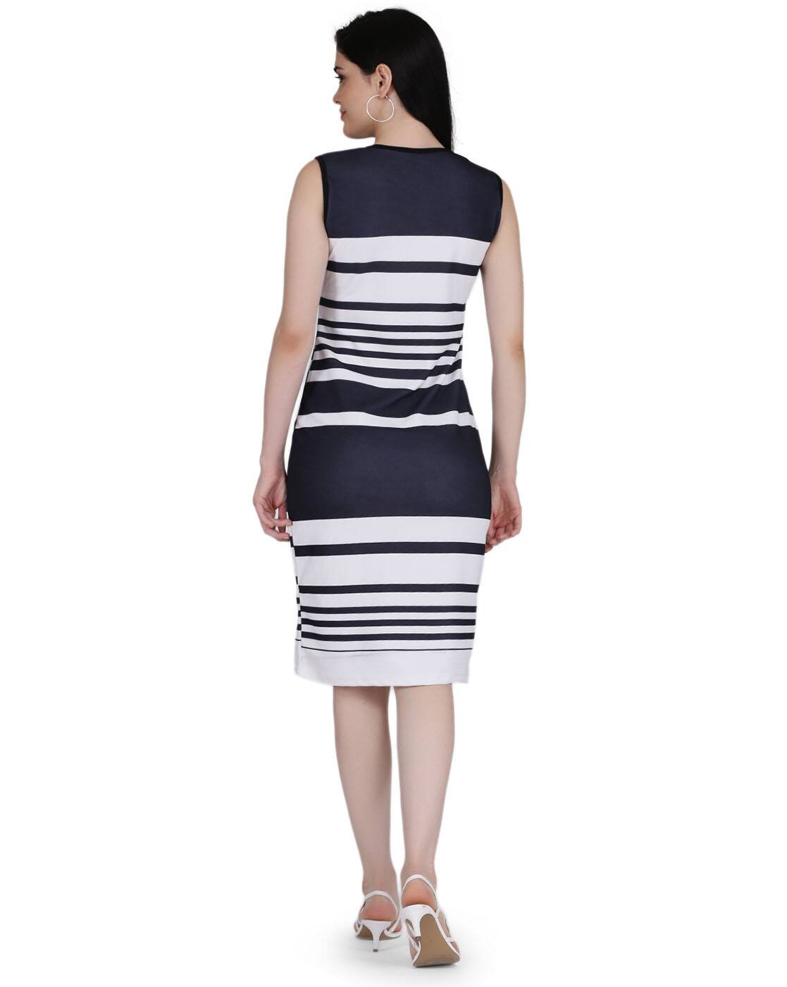 Buy Black Dresses for Women by Clothzy Online | Ajio.com