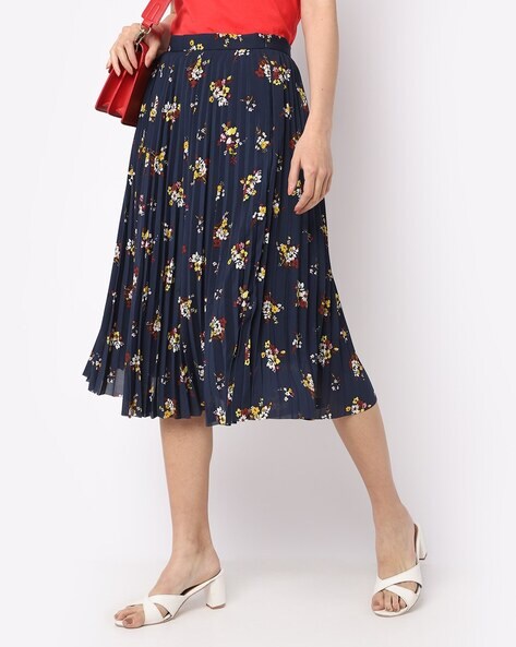 Navy blue skirt marks and spencer best sale