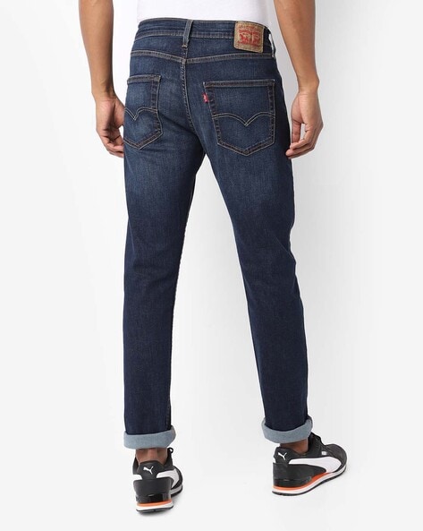 levis light washed jeans