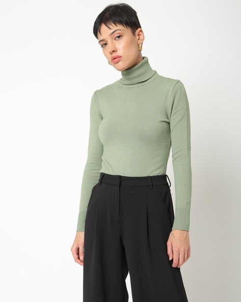 Green high outlet neck top