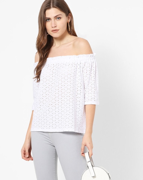 Off shoulder 2025 white tops online