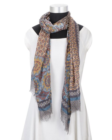 Floral Print Scarf with Frayed Hem Price in India