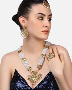 ZAVERI PEARLS 