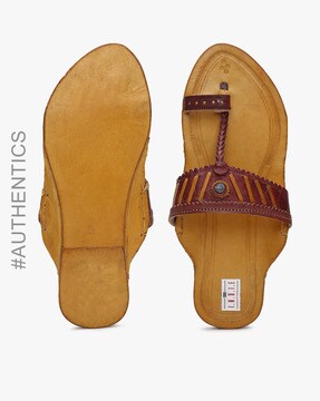 Chappals for Women on Sale Buy womens Flats Flip Flops and Slippers Online AJIO