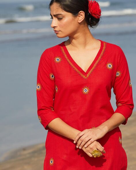 Okhai kurtas outlet online