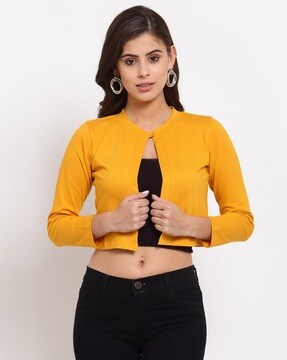 Shrug with Button-Loop Closure