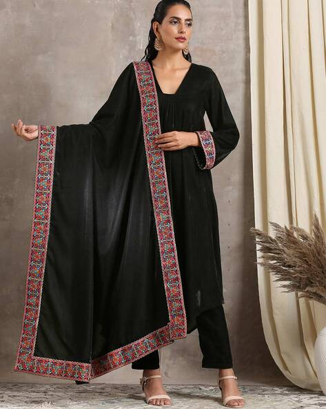 Embroidered Velvet Shawl Price in India