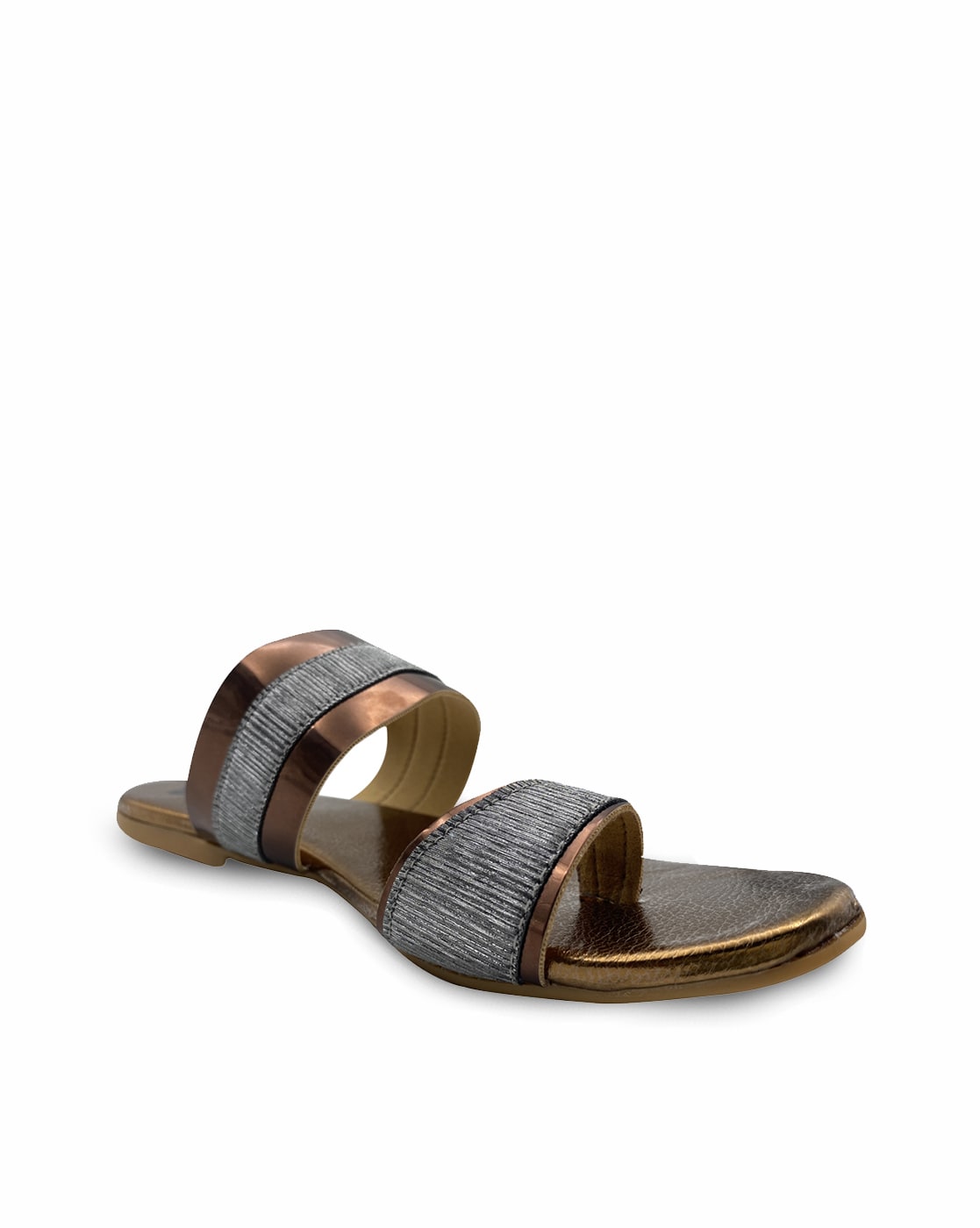 Vlogo Signature Flat Thong Sandal In Grainy Calfskin for Woman in Saddle  Brown | Valentino US