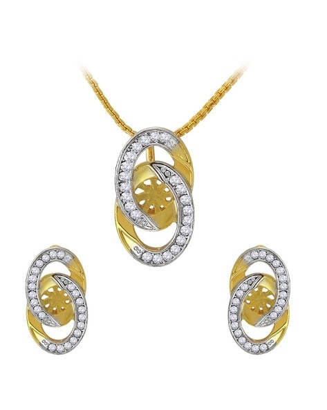 Arresting Floral Ruby Diamond Pendant And Earrings Set