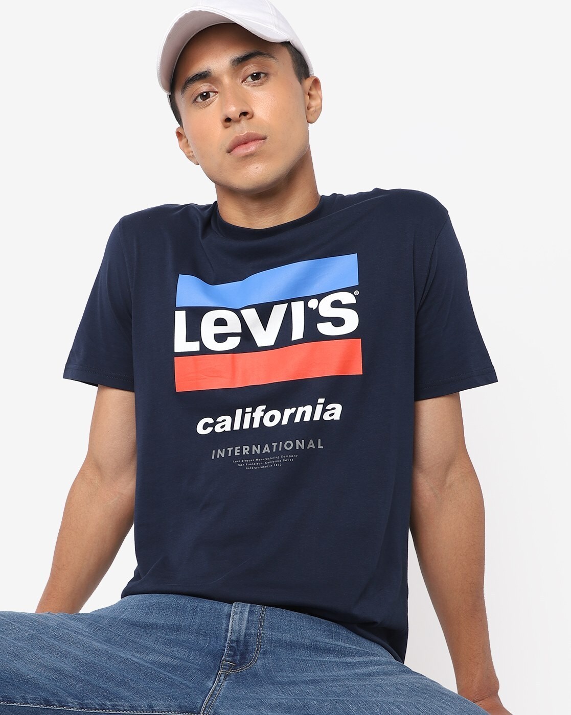 Buy Blue Tshirts for Men by LEVIS Online 