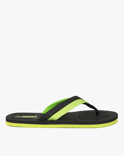 puma different colour flip flops