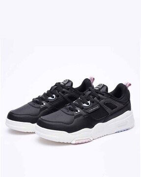 Sports Shoes with Lace Fastening