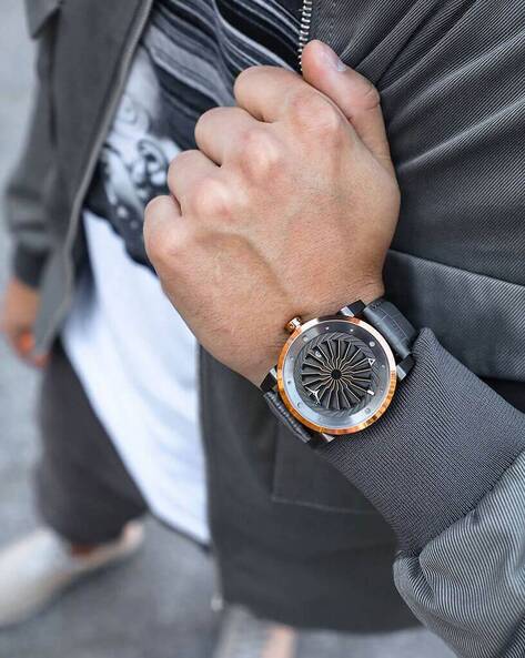 Luxury Phantom Rubber Watch 42mm Blade Front Warrior Quartz, Super Cool And  Top Brand From Dq564, $37.31 | DHgate.Com