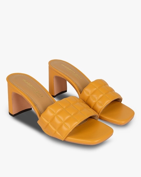 Steve madden best sale yellow sandals