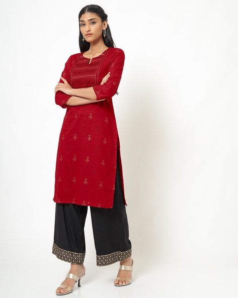 Avaasa Coral Red Kurti With Gold Details | Red kurti, Clothes design,  Fashion design