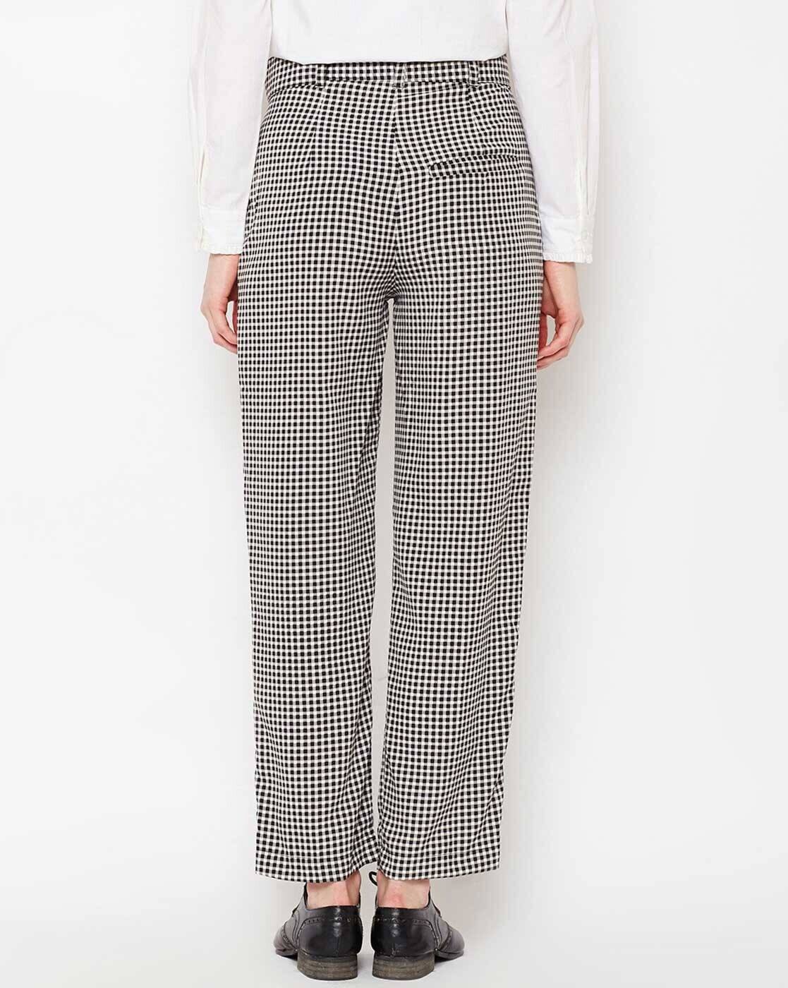black relaxed trousers