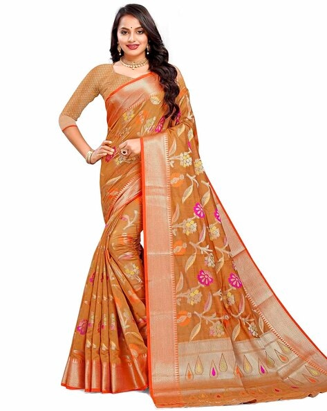 Ethnic Junctions Banarasi silk saree with Rich pallu,the charming eleg