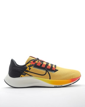 Nike 2025 yellow pegasus