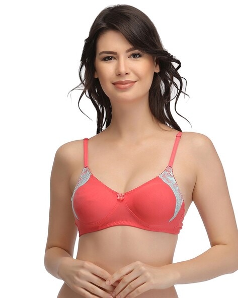 Clovia Womens Lace Non-Padded Wirefree Bra in Red