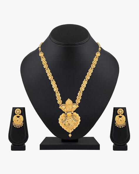Women by ASMITTA JEWELLERY 