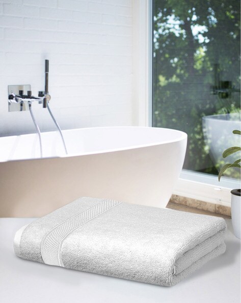 Textured white bath towels hot sale