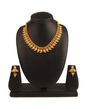 Buy Gold FashionJewellerySets for Women 