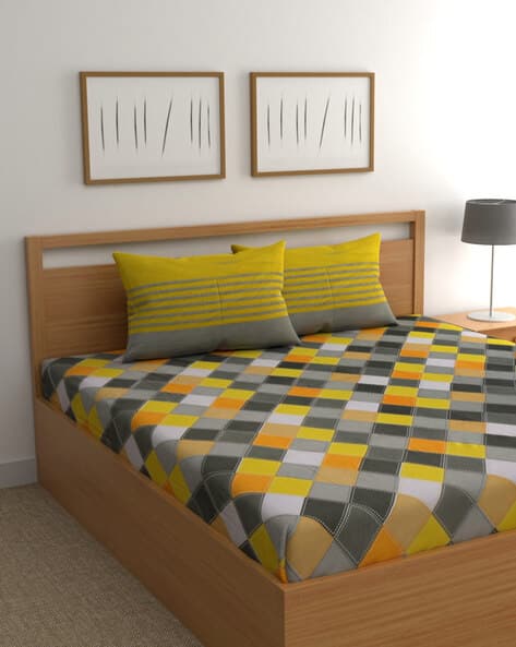 double bedsheet with 2 pillow covers