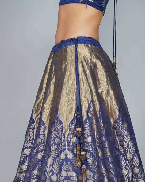 Buy YAVI Floral Print Ghagra with Tie 