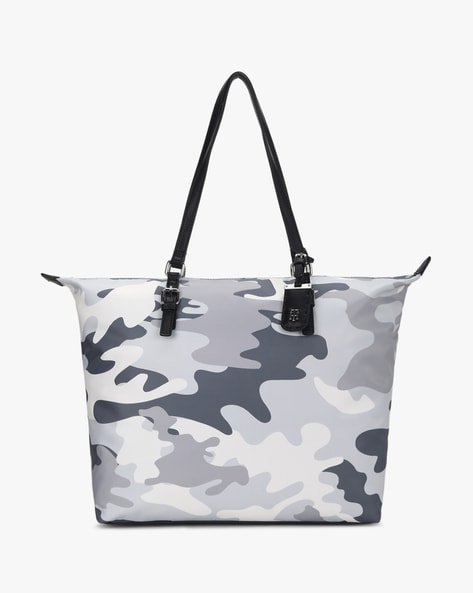 tommy hilfiger camouflage bag