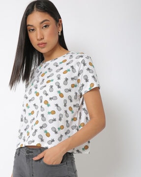 Pineapple print t outlet shirt