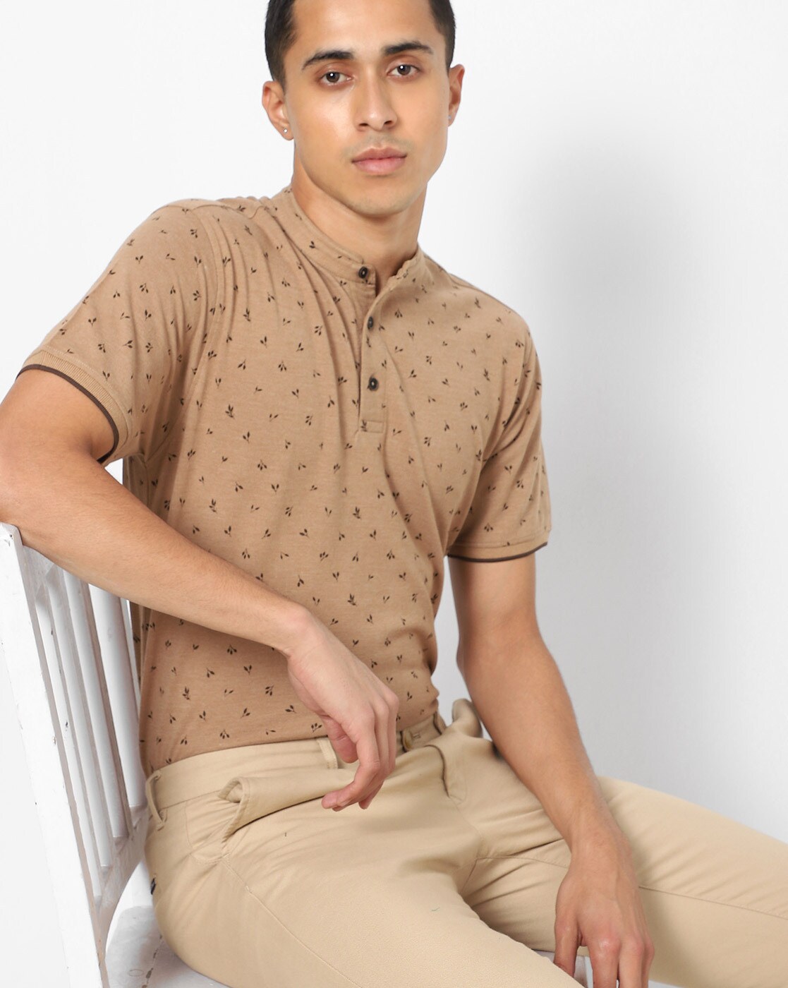 Buy Khaki Tshirts for Men by NETPLAY Online